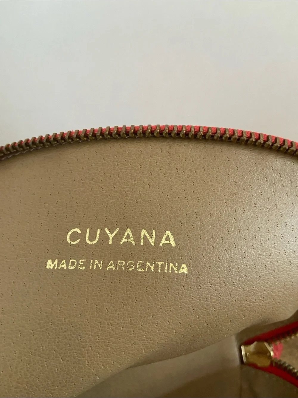 Cuyama Small Travel Case